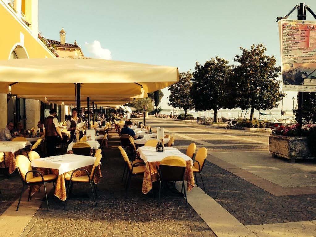 Hotel Vela D'Oro Dependence Bardolino Exterior photo